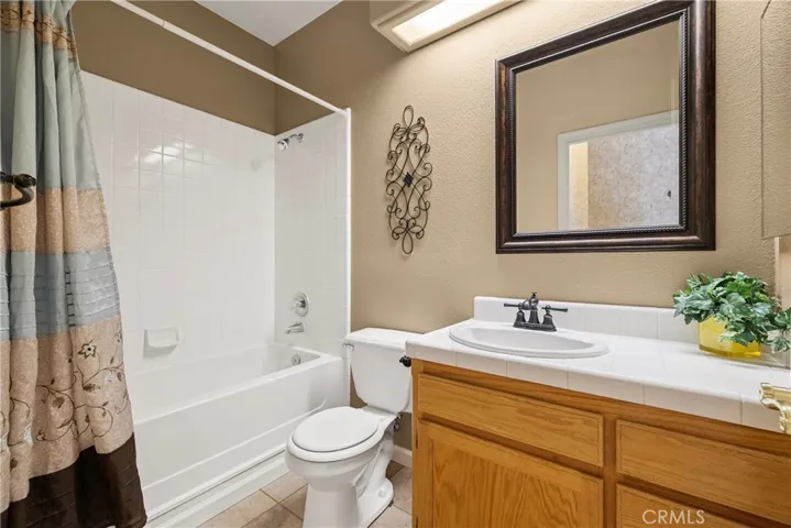 8 Westminster Court, Chico, California 95928