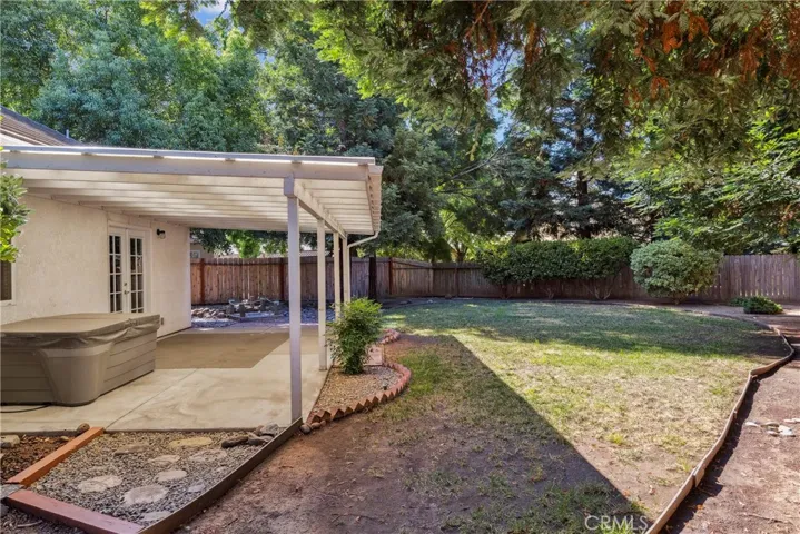 8 Westminster Court, Chico, California 95928