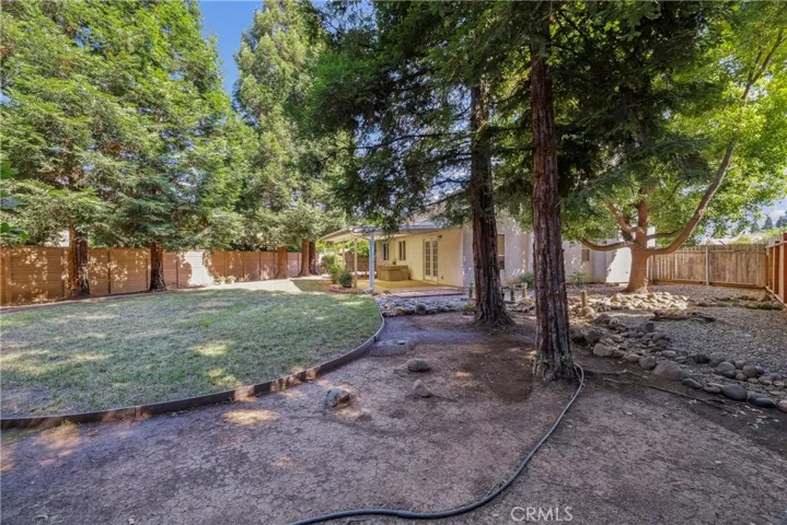 8 Westminster Court, Chico, California 95928