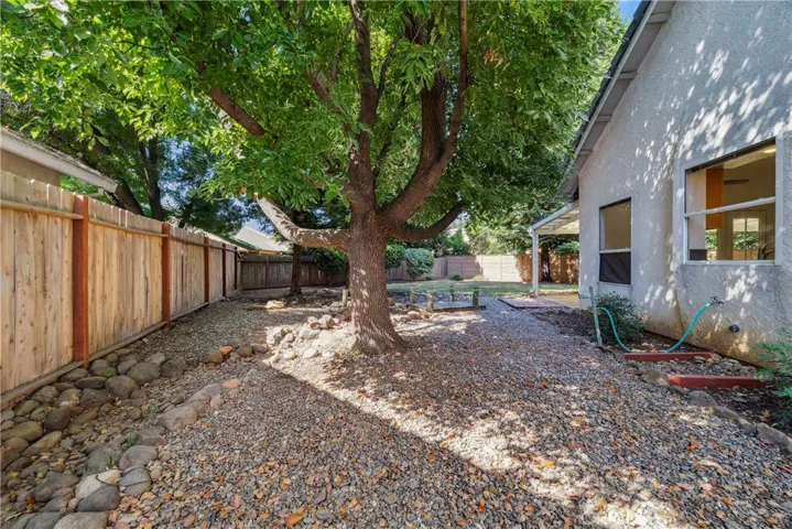 8 Westminster Court, Chico, California 95928