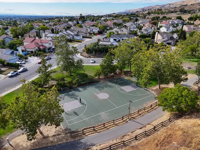 3484 Clover Oak Drive, San Jose, California 95148