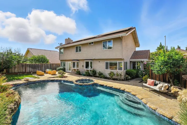 3484 Clover Oak Drive, San Jose, California 95148