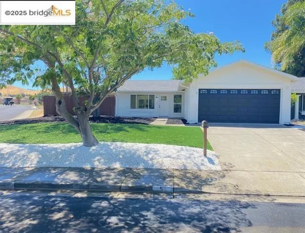 5 Dolphin Dr, Pittsburg, California 94565