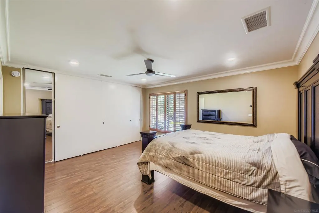 10165 Gayuba Lane, San Diego, California 92124 home-pic-14