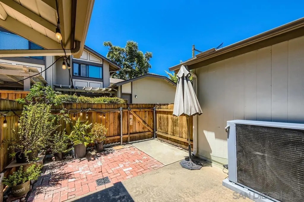 10165 Gayuba Lane, San Diego, California 92124 home-pic-26