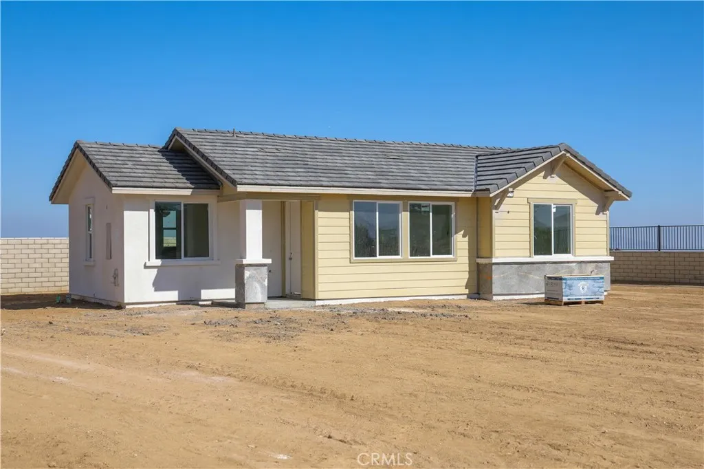 7021 Hurley Court, San Bernardino, California 92407 home-pic-2
