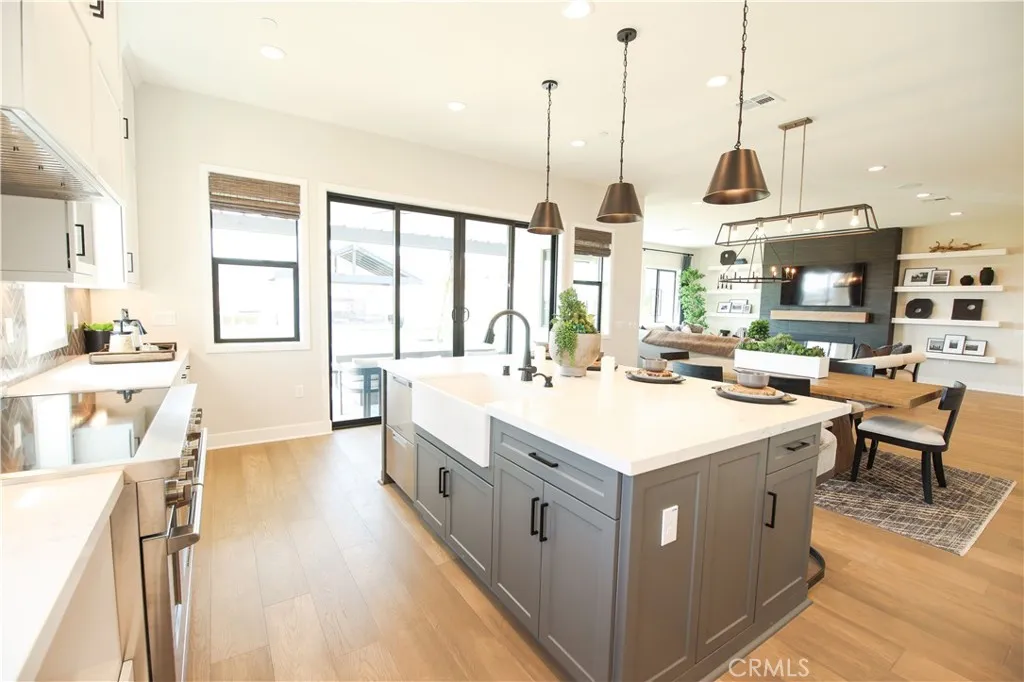 7021 Hurley Court, San Bernardino, California 92407 home-pic-17