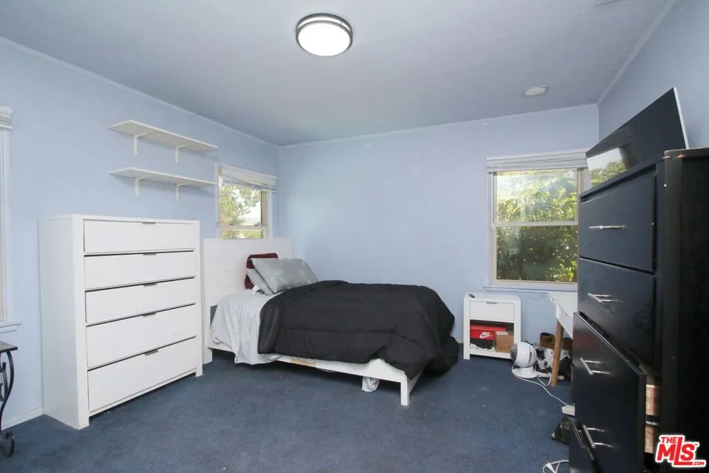 1807 Cochran Place, Los Angeles, California 90019 home-pic-12