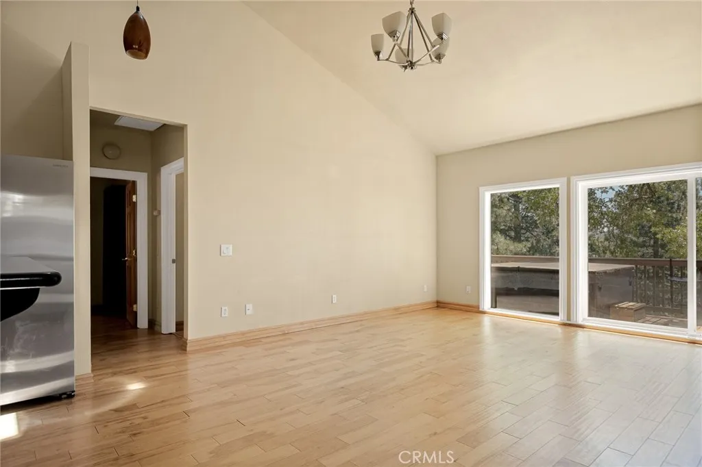 2461 Spring Oak Drive, Running Springs, California 92382 home-pic-34