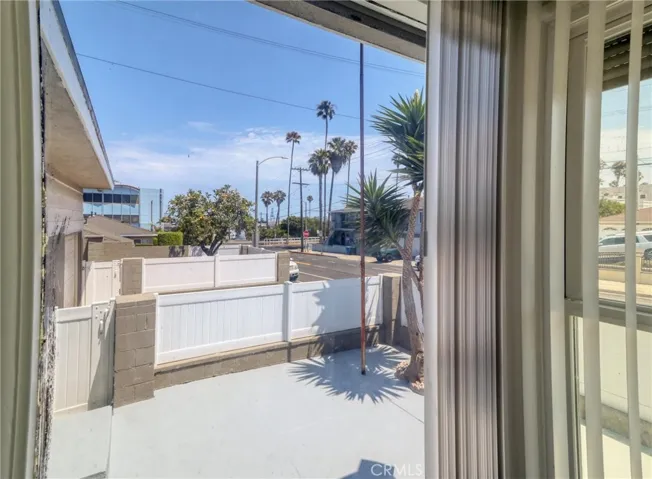 Peek-a-boo View out toward the LA Harbor, main channel. Can see Cruise Ships and Cargo Ships pass by in the distance while looking out the living room window, or while relaxing outside on the front patio.