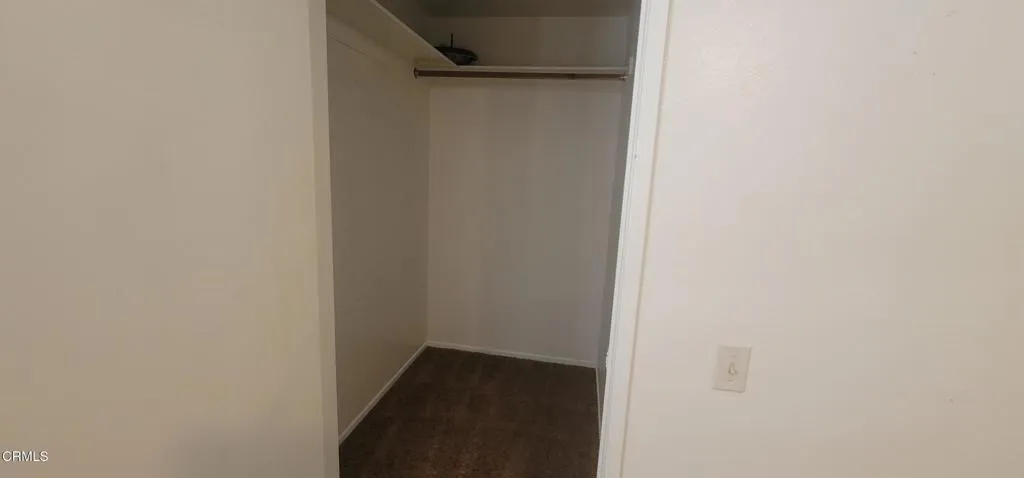 2077 Blackberry Circle, Oxnard, California 93036 home-pic-14