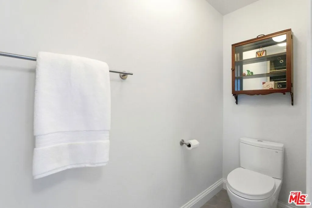 1013 16th Street 101, Santa Monica, California 90403 home-pic-30