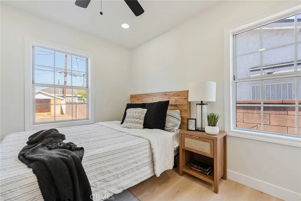 619 N Townsend Street, Santa Ana, California 92703 home-pic-14