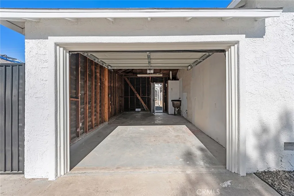 619 N Townsend Street, Santa Ana, California 92703 home-pic-20