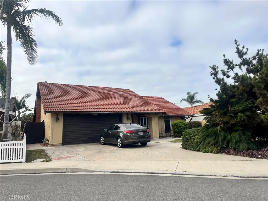 16079 Mount Prieto Circle, Fountain Valley, California 92708, 5 Bedrooms Bedrooms, ,4 BathroomsBathrooms,Residential,For Sale,MOUNT PRIETO,OC25166298