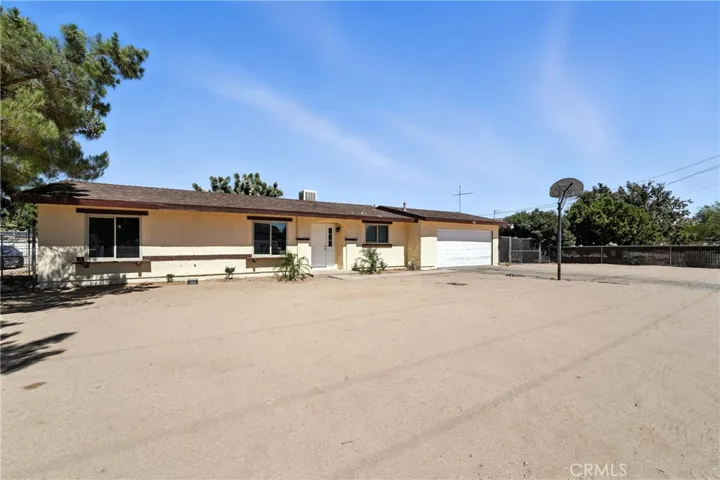 7535 Kenyon Avenue, Hesperia, California 92345