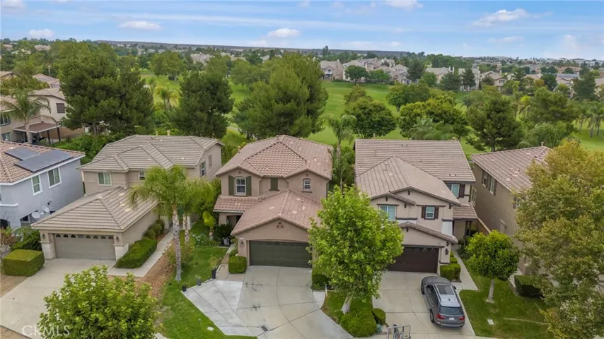 6209 Long Cove Drive, Fontana, California 92336