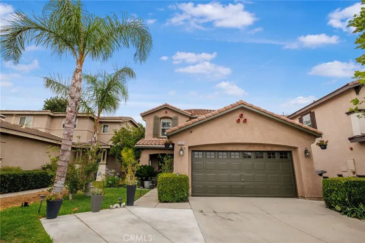 6209 Long Cove Drive, Fontana, California 92336
