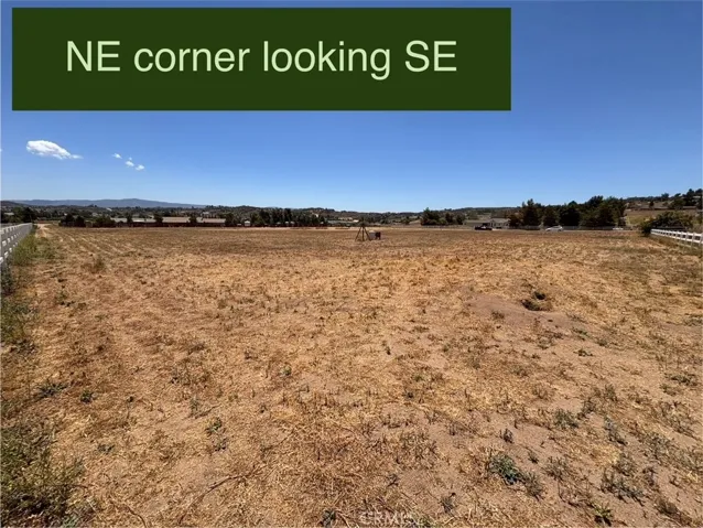 NE Corner of Lot