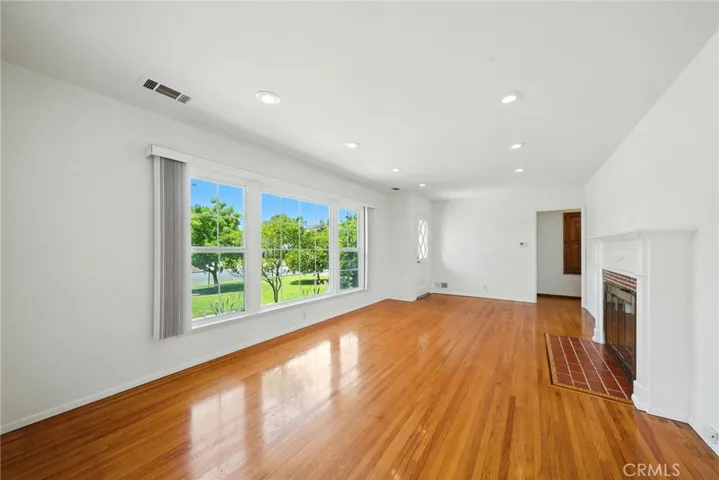 10420 Samoline Avenue, Downey, California 90241