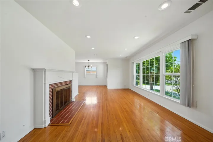 10420 Samoline Avenue, Downey, California 90241