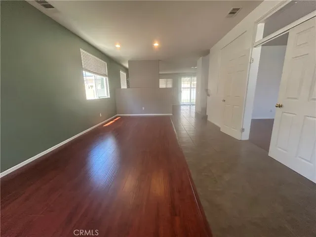 2337 W Avenue P12, Palmdale, California 93551