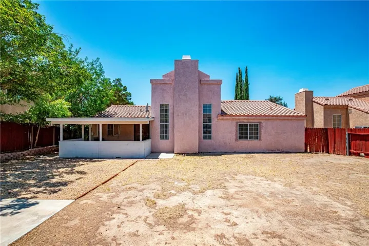 36860 Summerholly Circle, Palmdale, California 93550