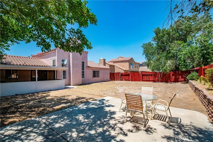 36860 Summerholly Circle, Palmdale, California 93550