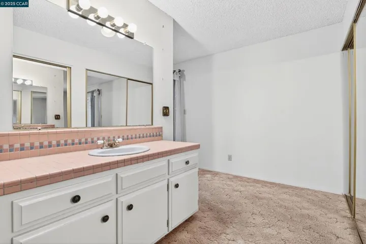 969 Valley View St, St Helena, California 94574