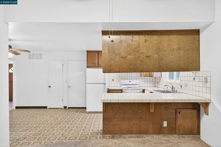 969 Valley View St, St Helena, California 94574