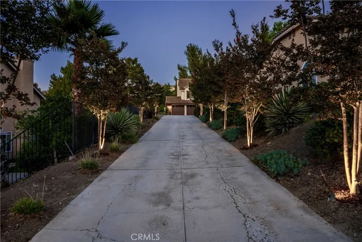 private driveway