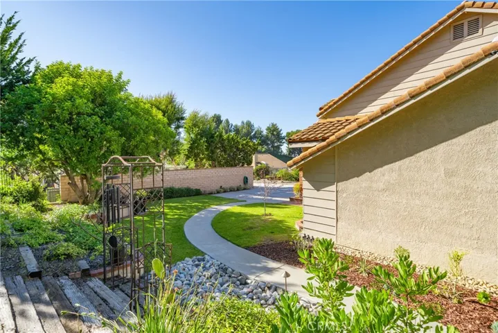 side yard