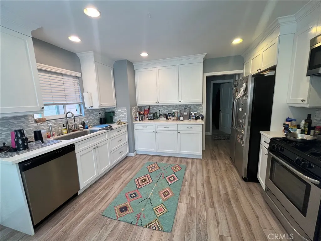 10842 Pine Street, Los Alamitos, California 90720, ,Residential Income,For Sale,Pine,PW25162876
