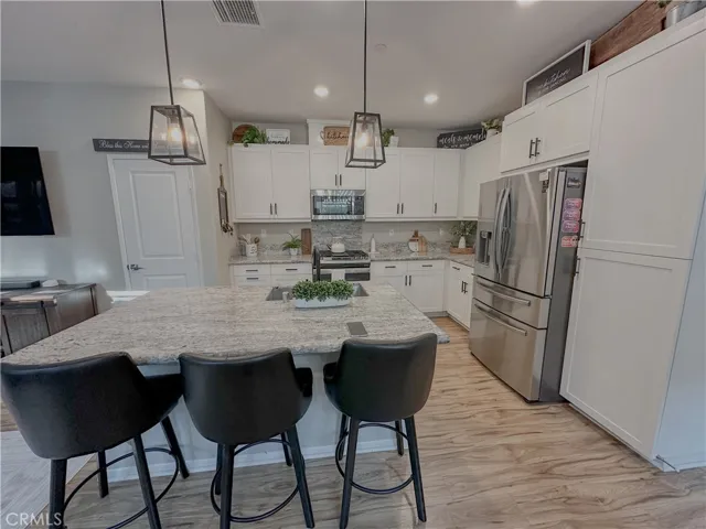 5602 Kate Way 5, Fontana, California 92336