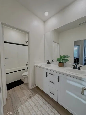 5602 Kate Way 5, Fontana, California 92336