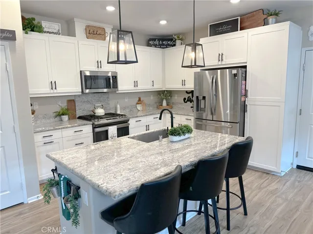 5602 Kate Way 5, Fontana, California 92336
