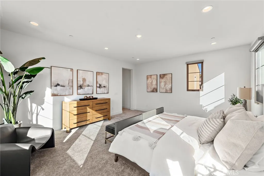 215 Sutters Mill, Irvine, California 92602 home-pic-21