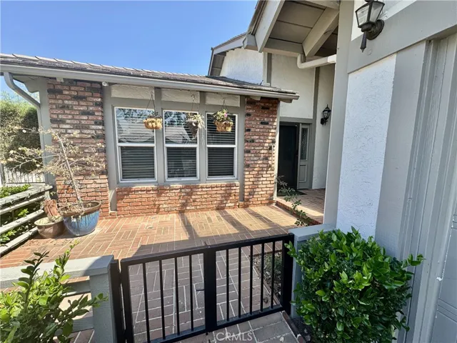 12422 Tudor Way, Tustin, California 92780
