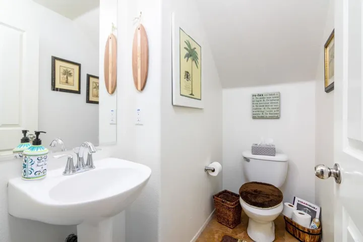 27494 Hazelhurst Street 2, Murrieta, California 92562