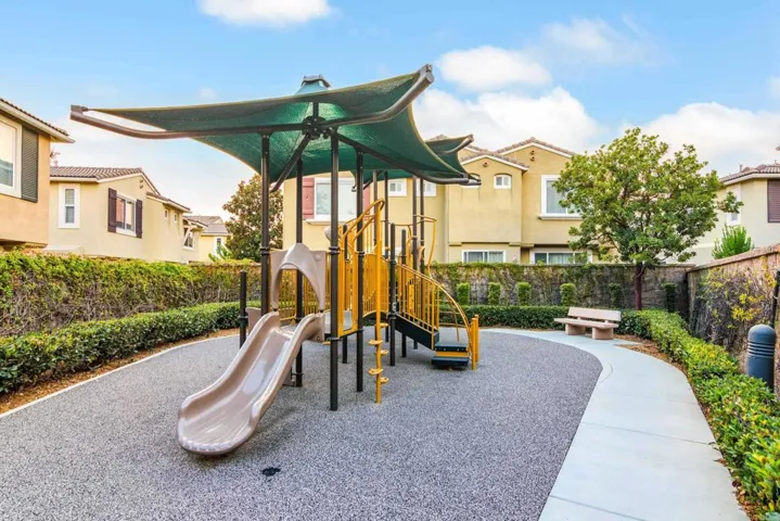 27494 Hazelhurst Street 2, Murrieta, California 92562