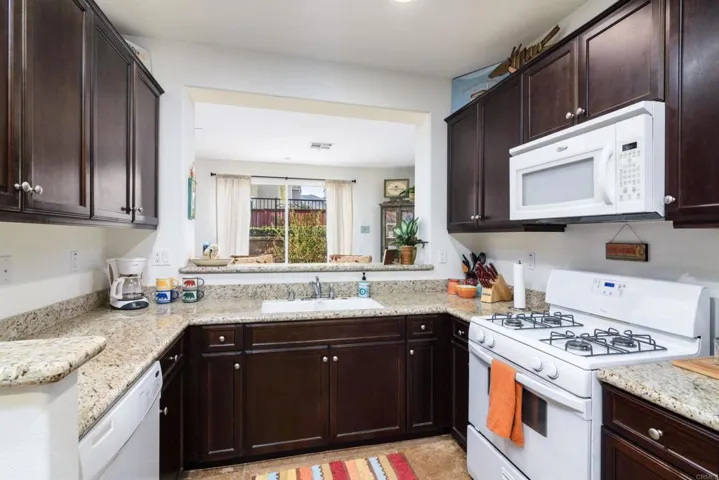 27494 Hazelhurst Street 2, Murrieta, California 92562