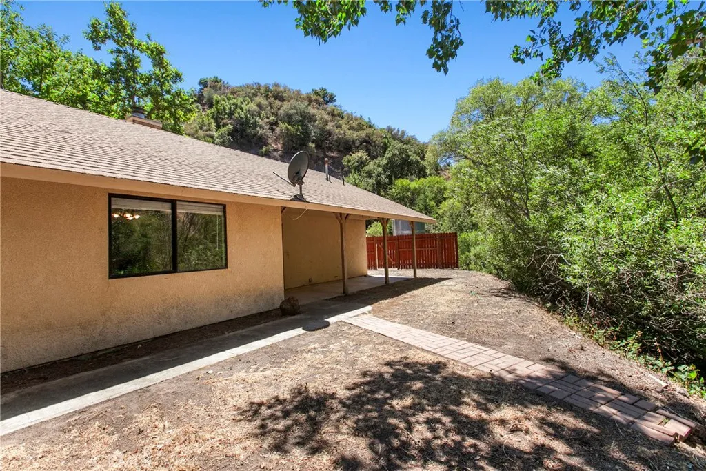 9031 Tassajara Creek Road, Santa Margarita, California 93453 home-pic-24