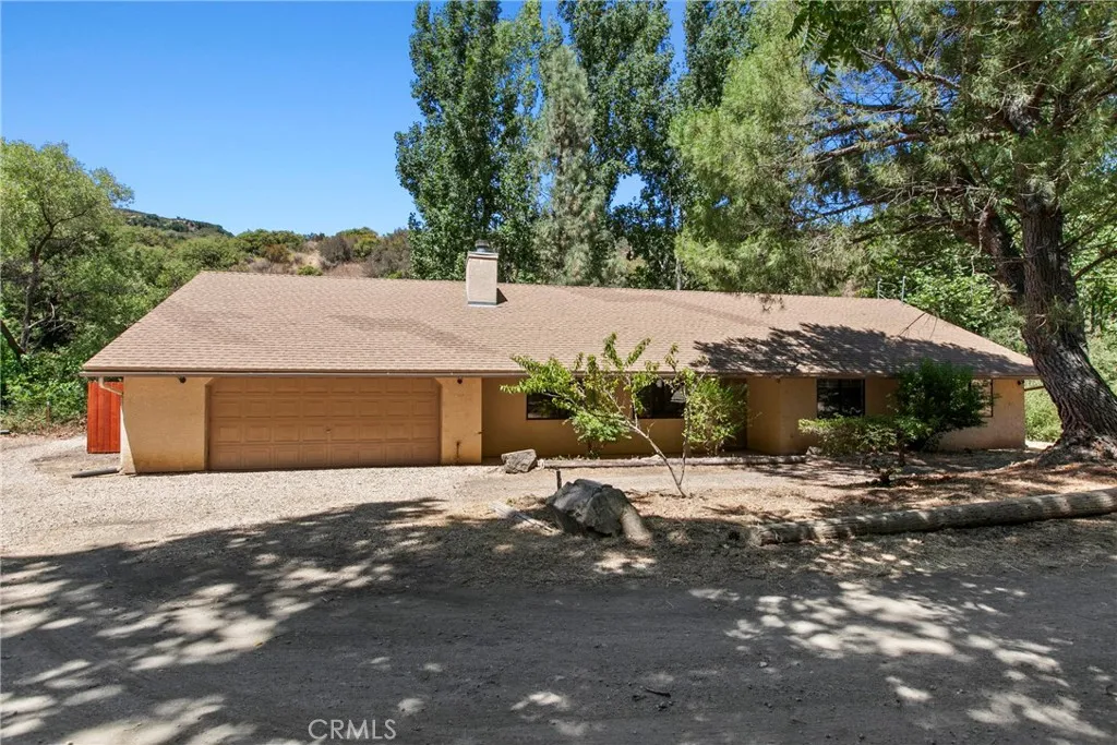9031 Tassajara Creek Road, Santa Margarita, California 93453 home-pic-2