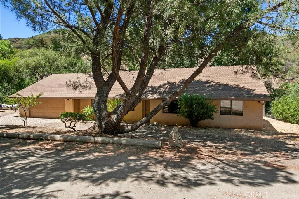 9031 Tassajara Creek Road, Santa Margarita, California 93453 home-pic-4