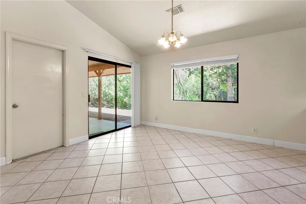 9031 Tassajara Creek Road, Santa Margarita, California 93453 home-pic-8