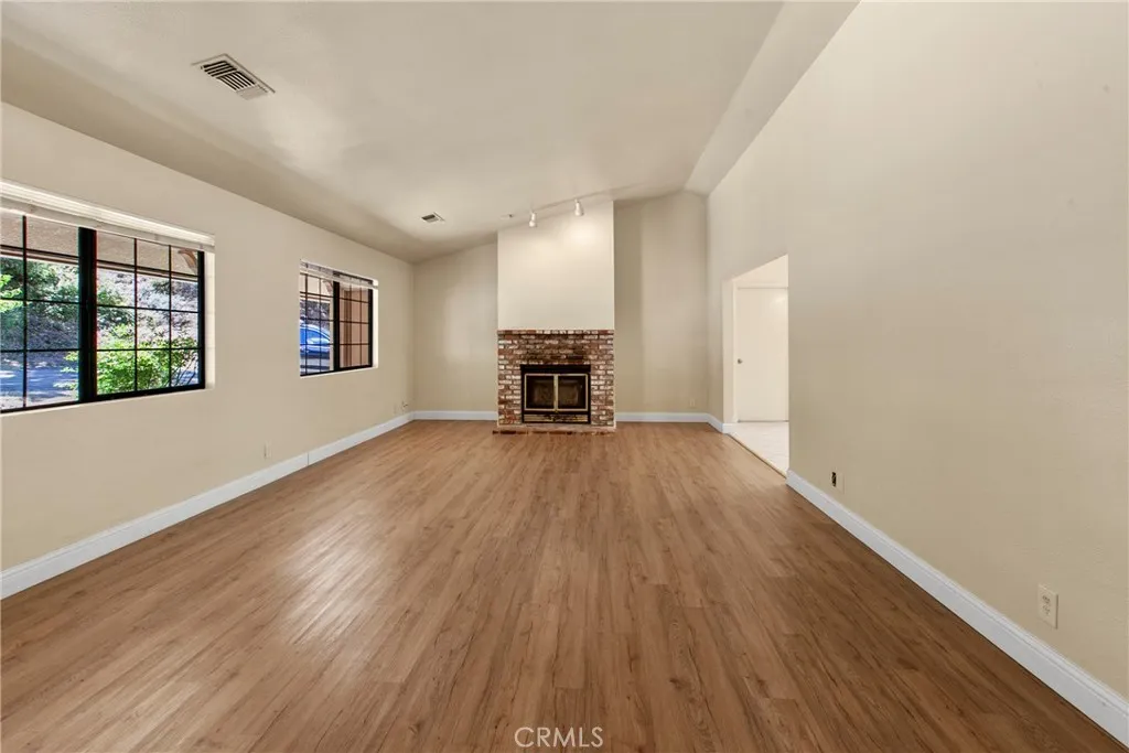 9031 Tassajara Creek Road, Santa Margarita, California 93453 home-pic-6
