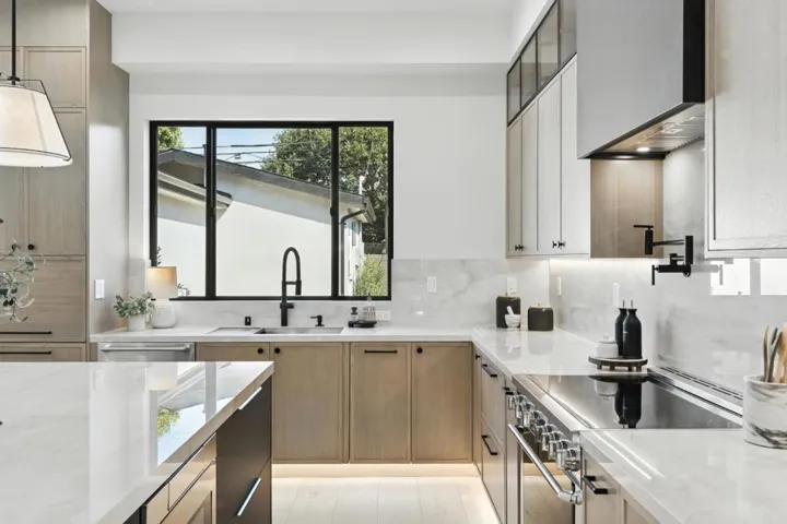 125 15th Avenue, San Mateo, California 94402