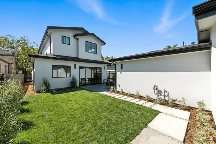 125 15th Avenue, San Mateo, California 94402