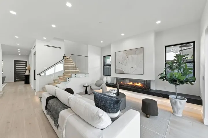 125 15th Avenue, San Mateo, California 94402