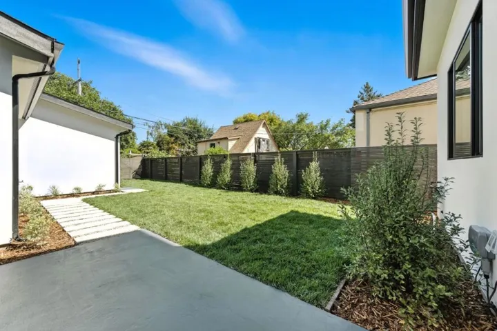 125 15th Avenue, San Mateo, California 94402